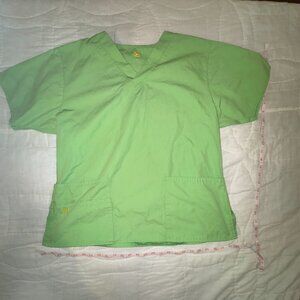 Green Scrub Top – Size L – Cotton Blend